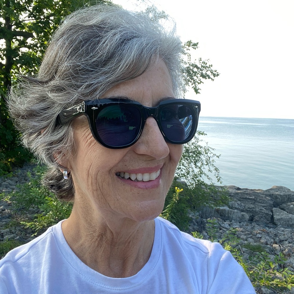 Meet your Posher, Ursula